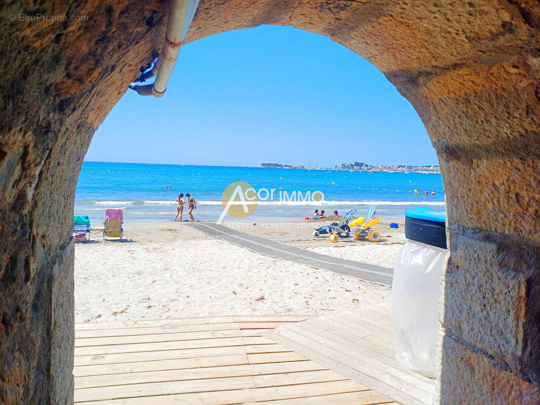 Appartement à SANARY-SUR-MER