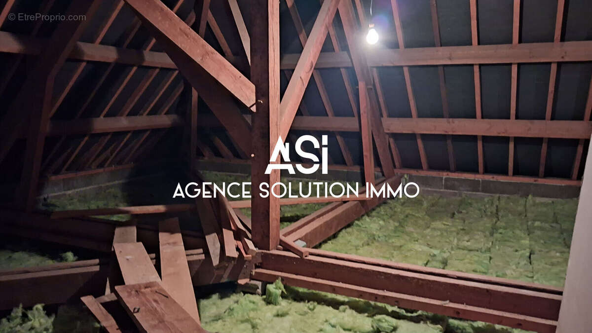 Maison à VILLAINES-LA-JUHEL