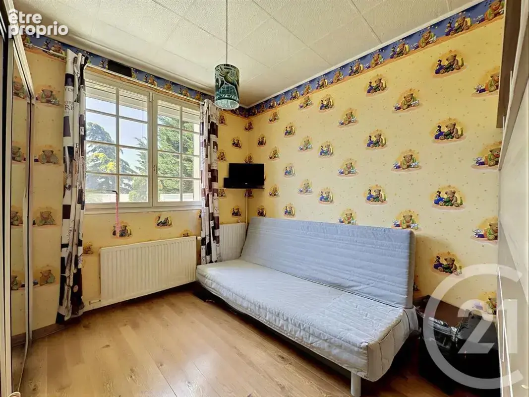 Maison 185 m² à Chaponnay  - photo 14