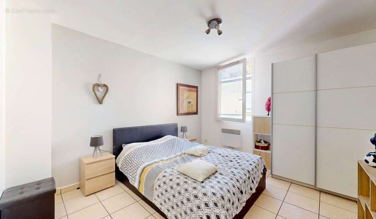 Appartement à GENAY
