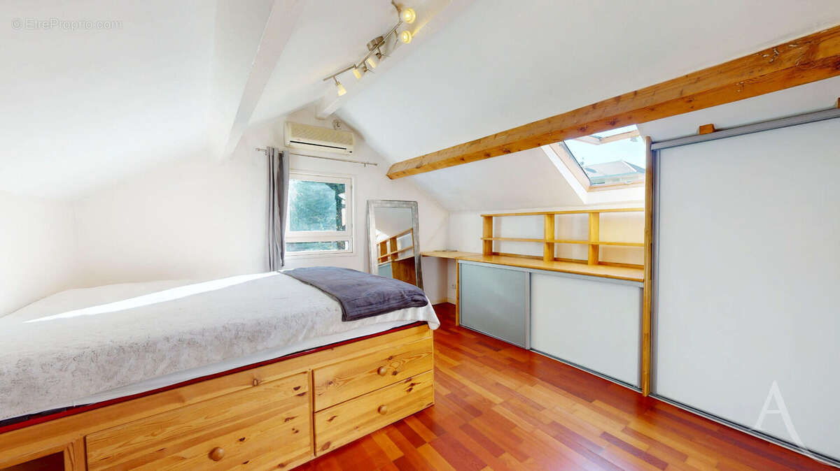 Maison à LA TRONCHE