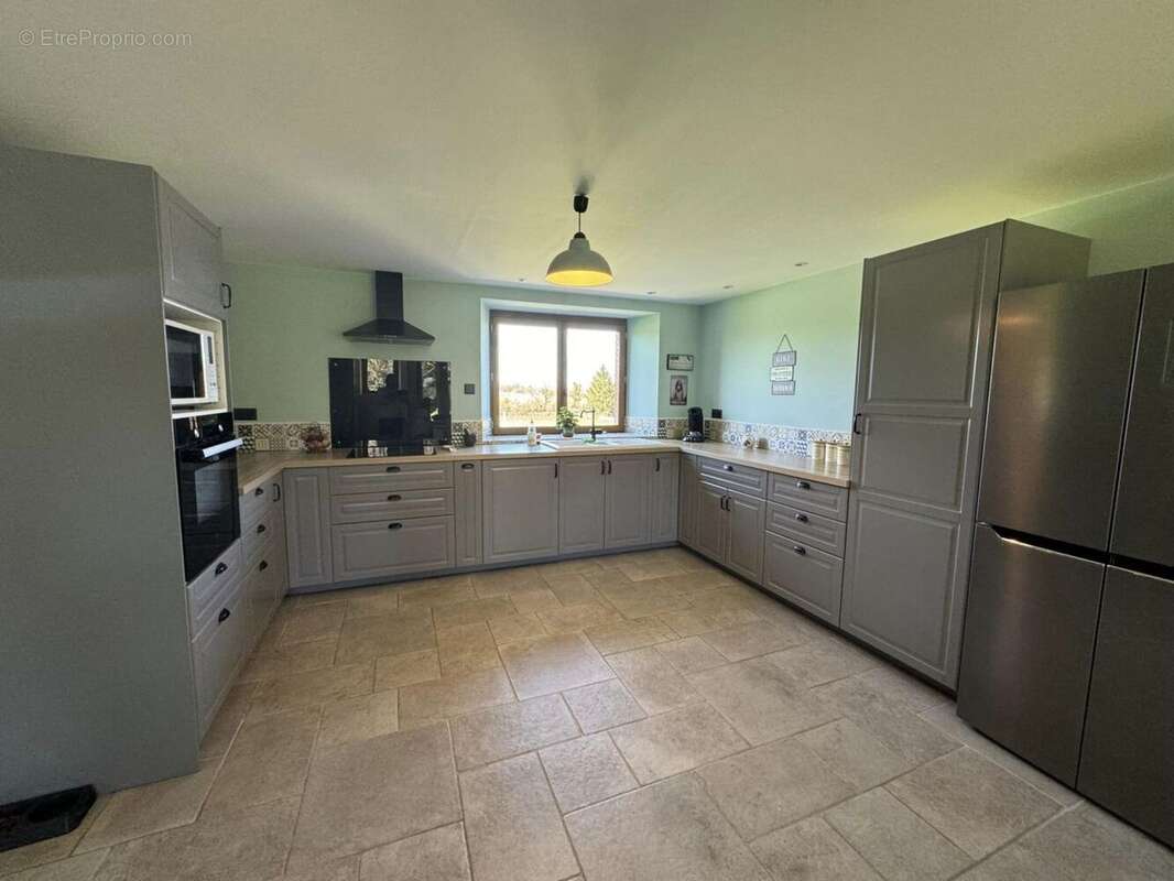 Maison à LE GRAND-BOURG