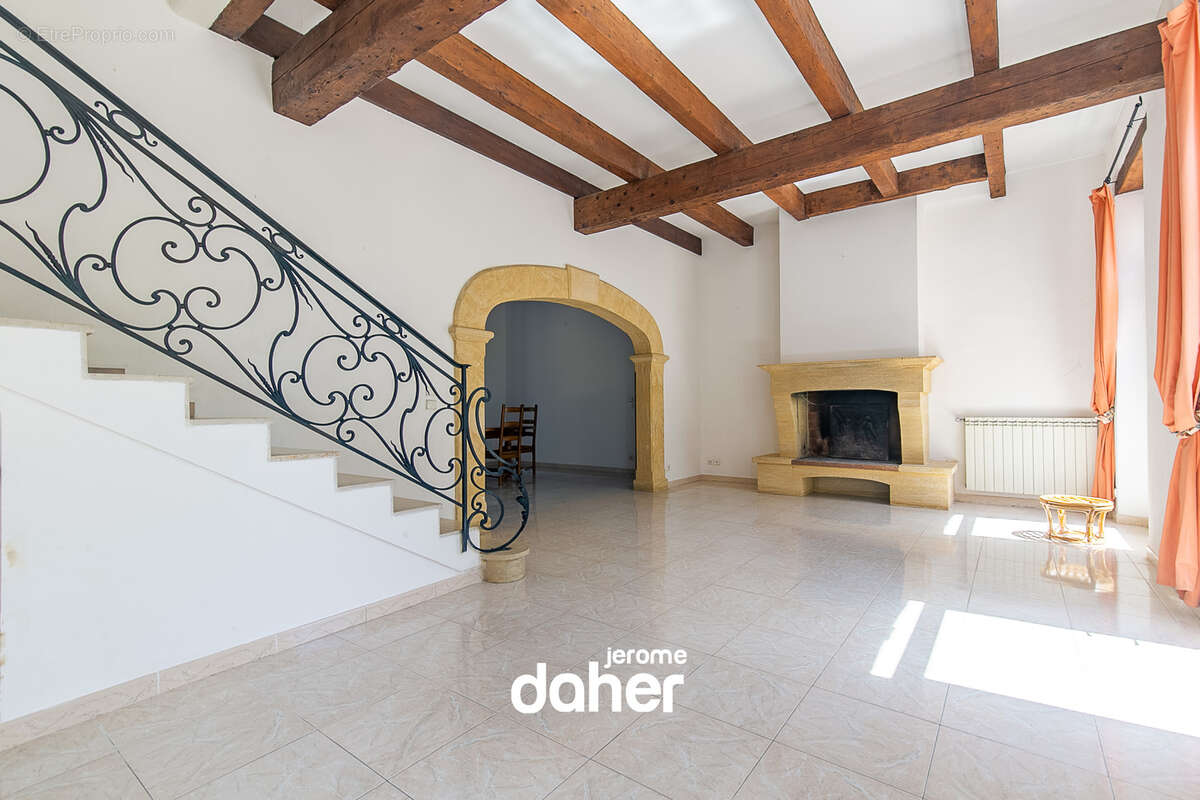 Maison à AUBAGNE