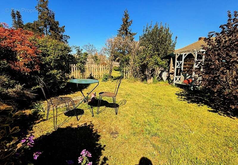 Maison à PONTVALLAIN