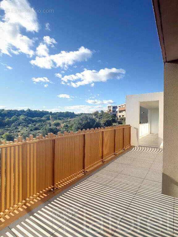 Appartement à JUVIGNAC