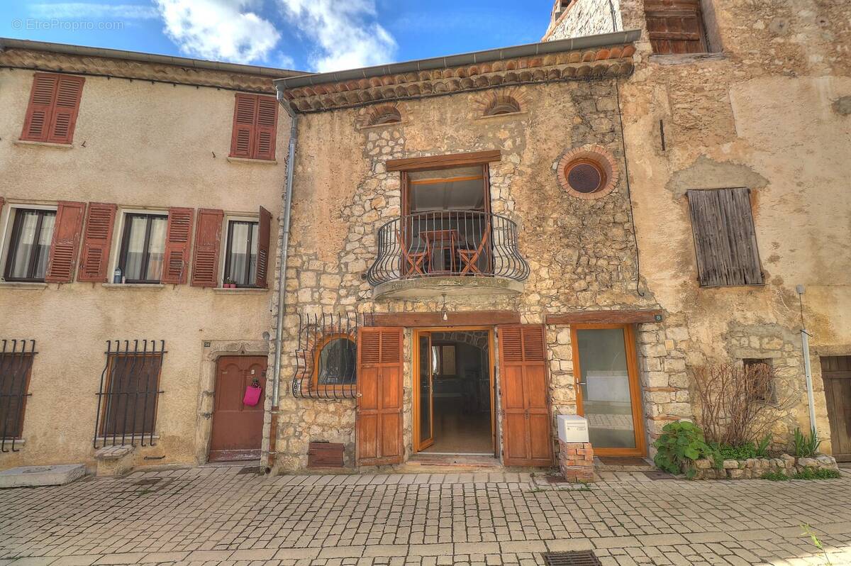 Maison à COURSEGOULES