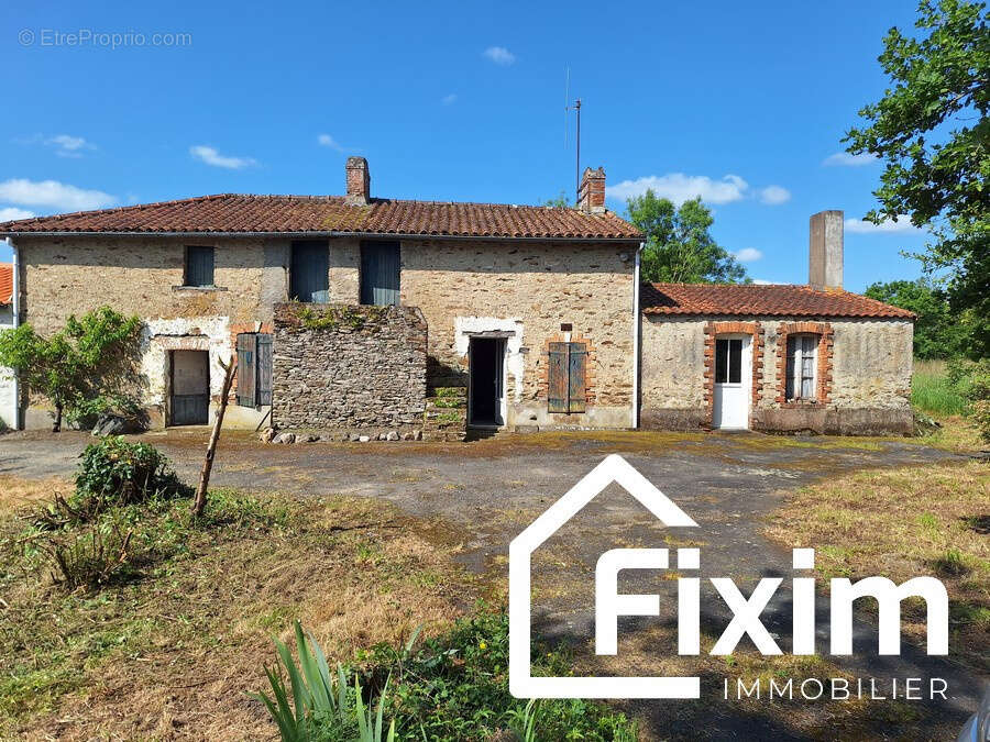 Maison à LA CHAPELLE-HEULIN