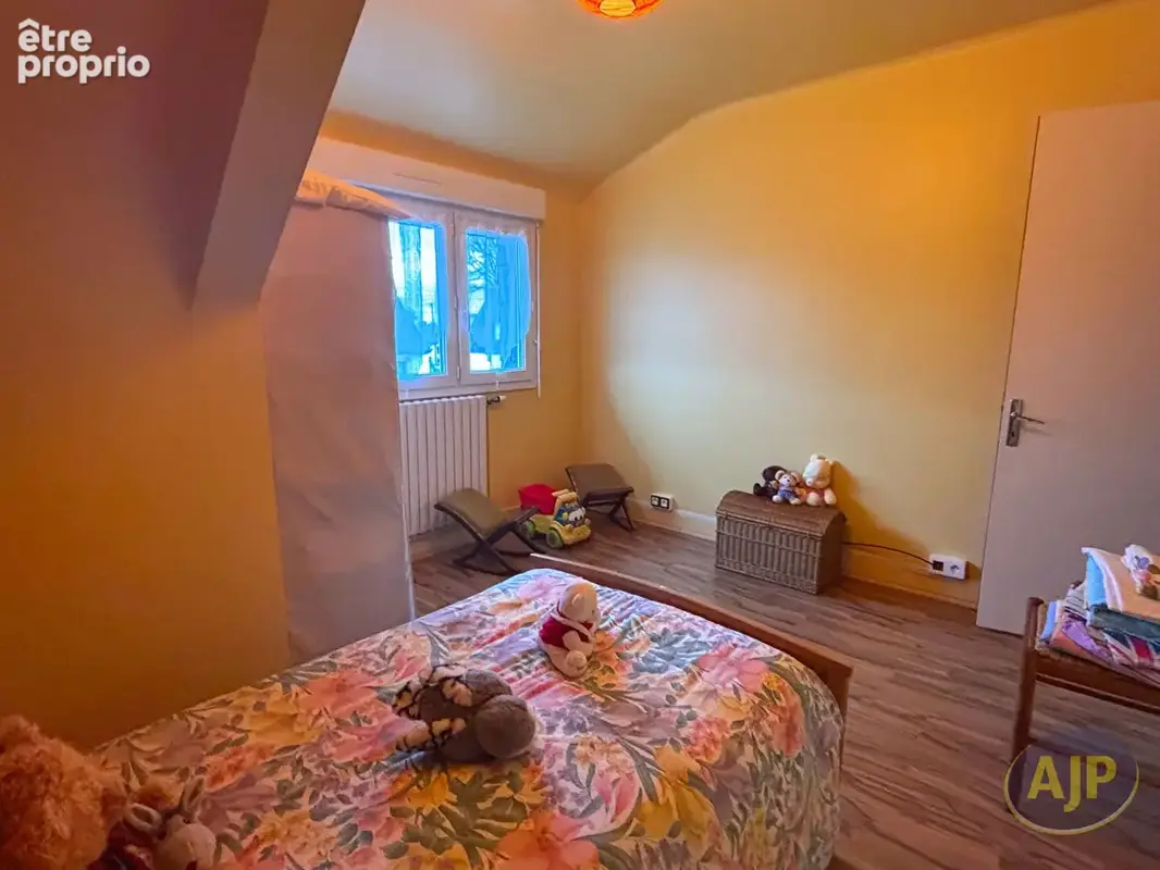 Belle maison familiale 5 chambres au coeur de Saint-Jean-Brévelay ! - photo 10