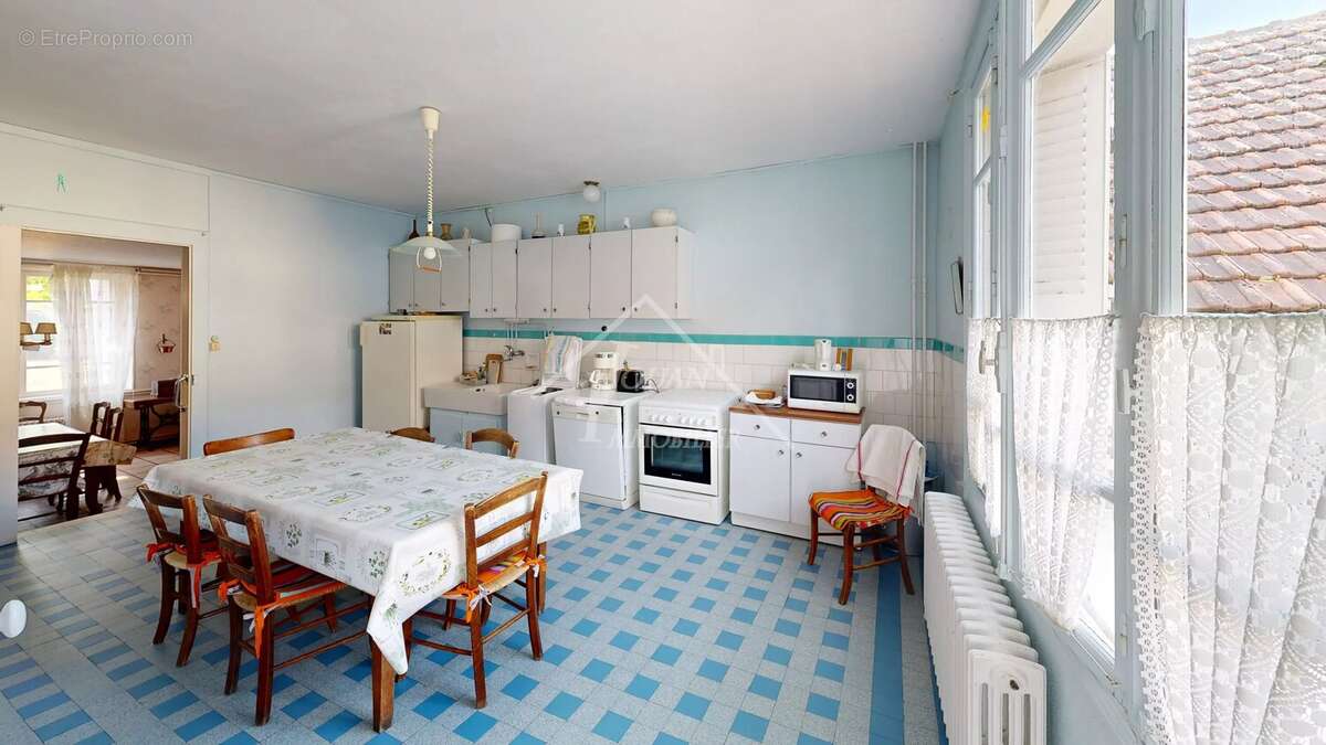 Maison de village avec forge - photo 3