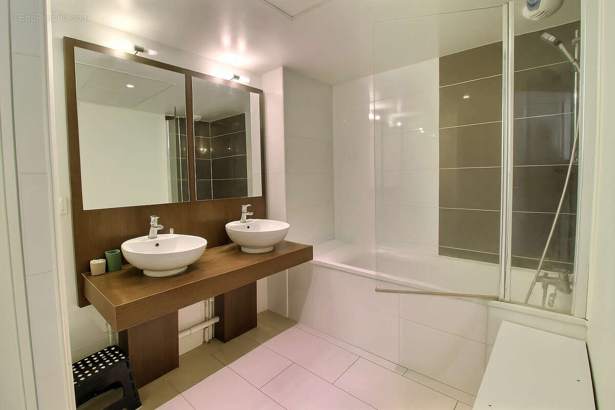 Appartement à CASTELNAU-LE-LEZ