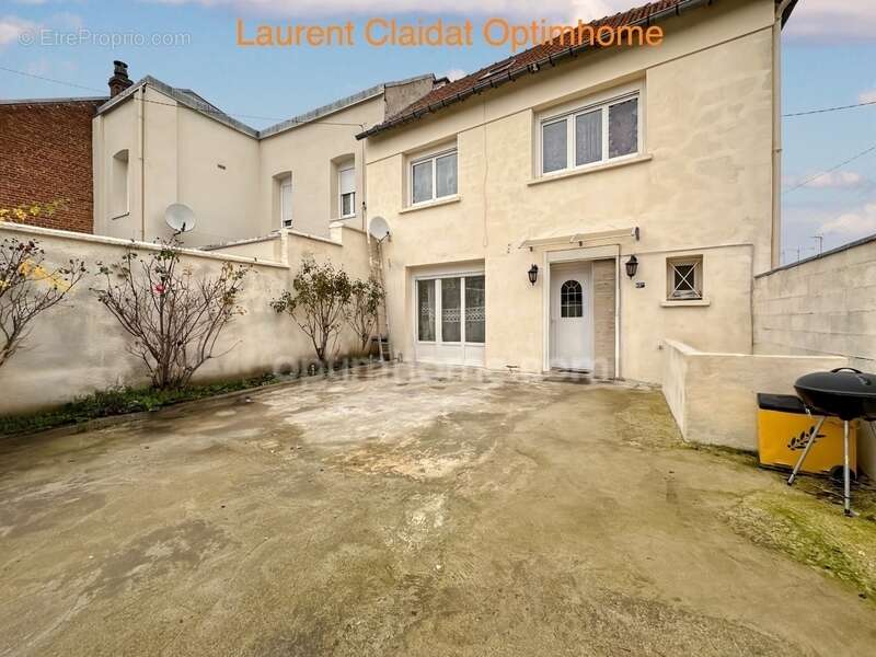 Maison à SAINT-QUENTIN