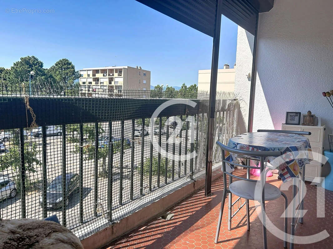 Appartement 24 m² à Saint-Cyprien  - photo 3