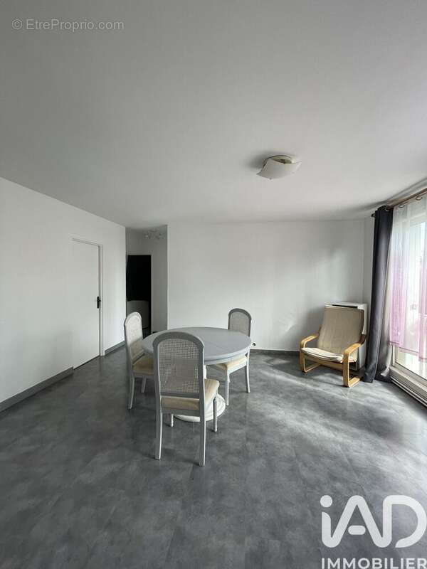 Photo 6 - Appartement à IGNY