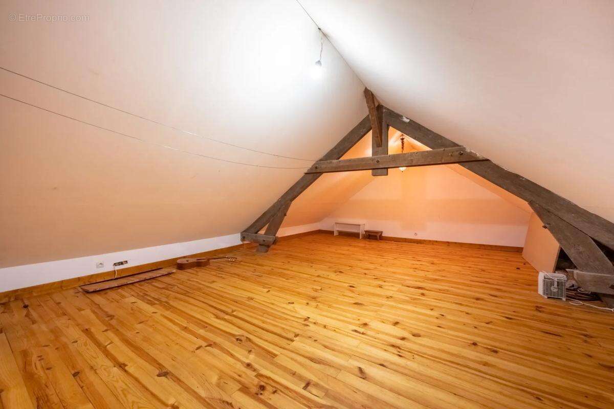 Maison à BENNECOURT