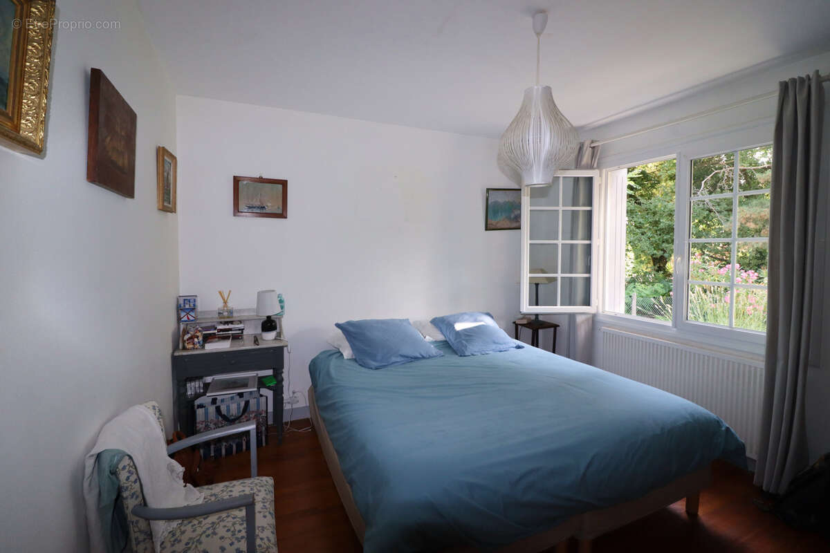 Maison à MESCHERS-SUR-GIRONDE