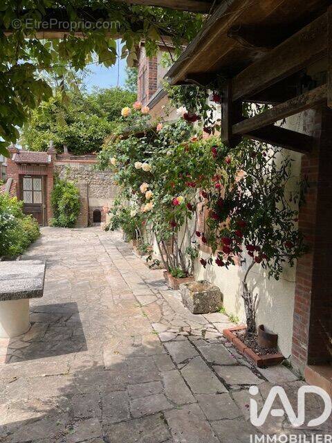 Photo 1 - Maison à BRECHAMPS