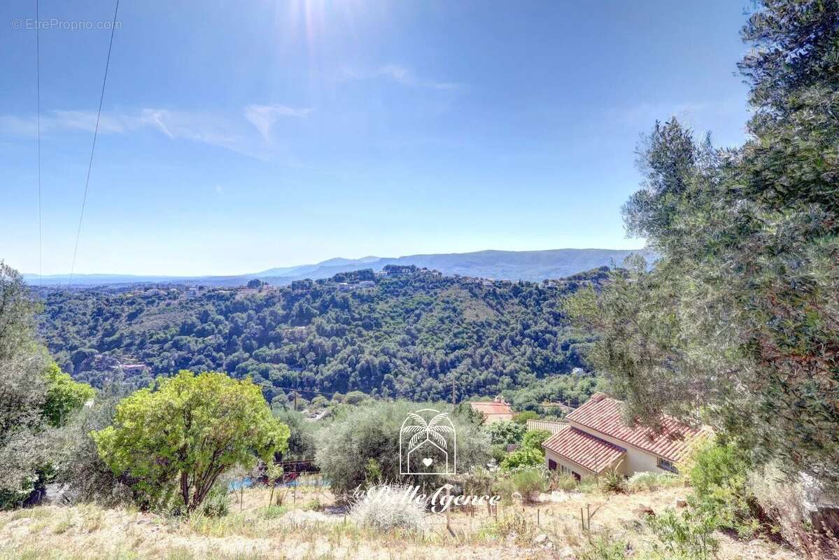 Aspremont - Terrain constructible 1500m² - Vue panoramique - "Nadia" - photo 3