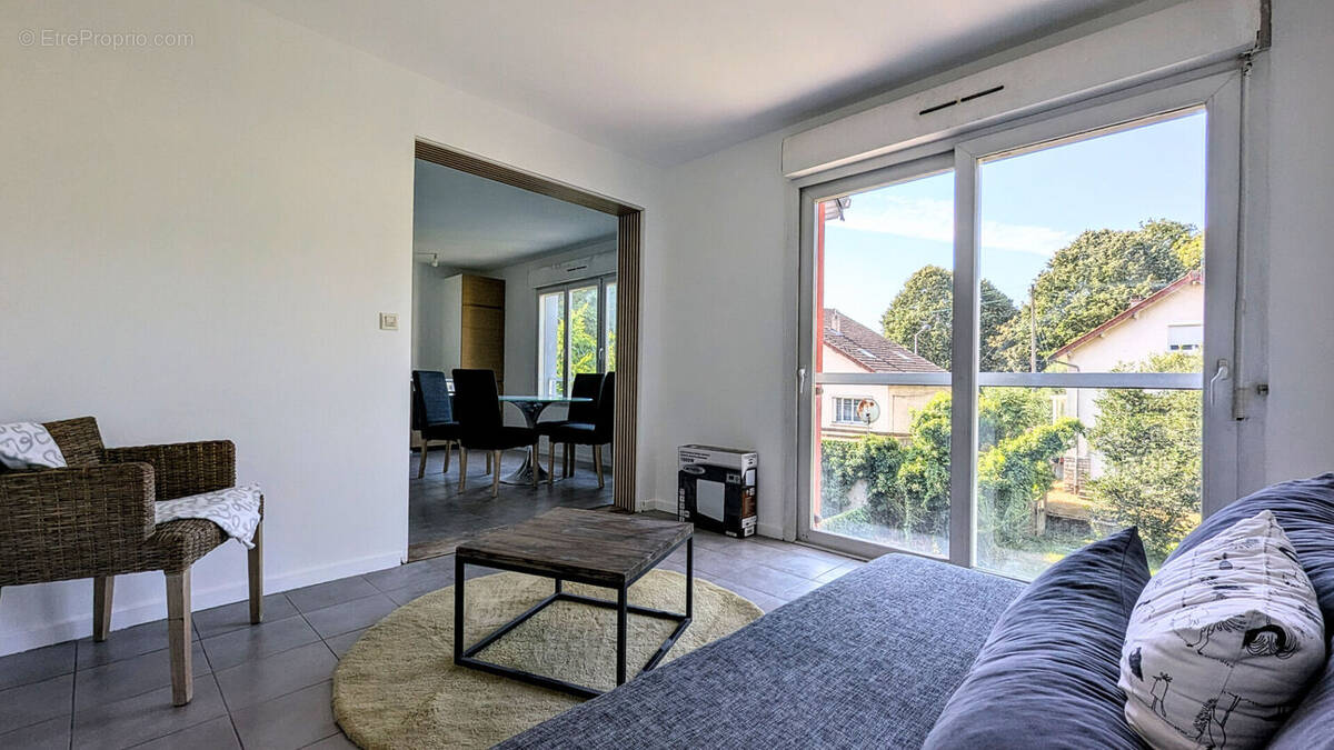 Appartement à SAINT-DENIS