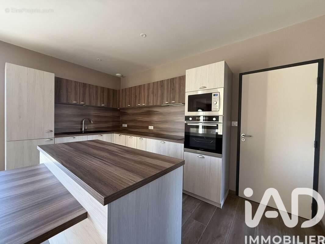Maison 115 m² à Saint-Pierre-Eynac  - photo 3