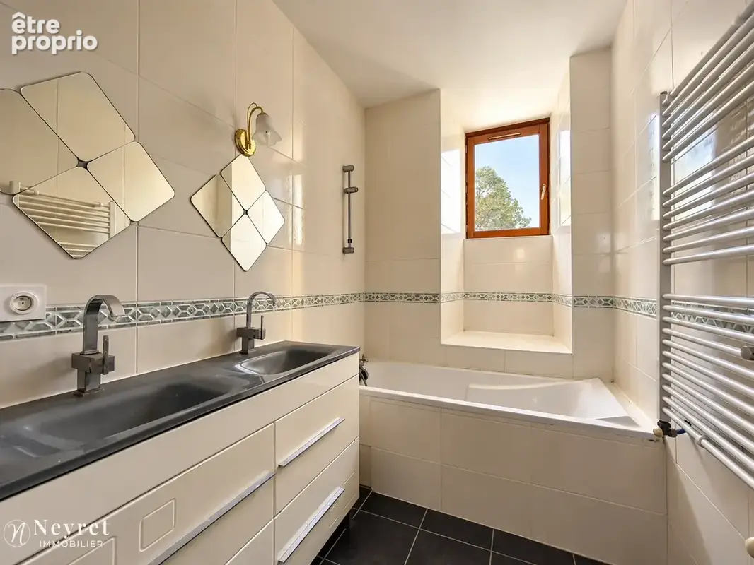 Appartement   4 chambres et extérieur à aménager - photo 6
