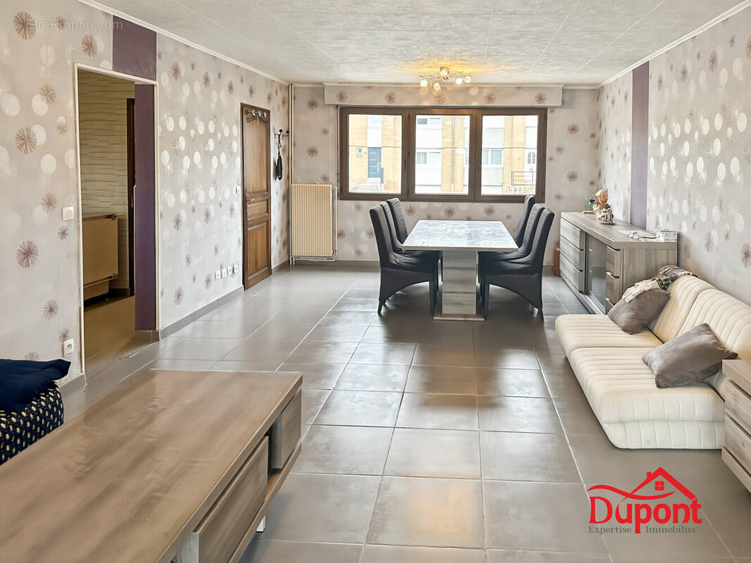 Maison à DOUCHY-LES-MINES