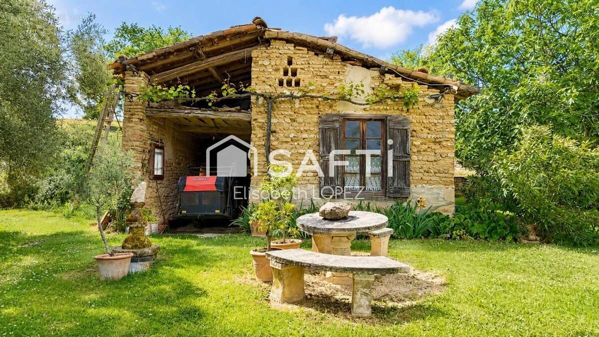 Maison 230 m² à Puybegon  - photo 5