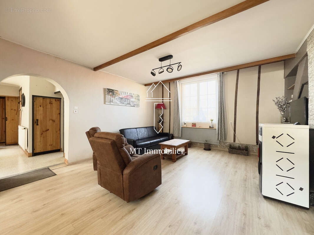 Maison à LOISON-SUR-CREQUOISE