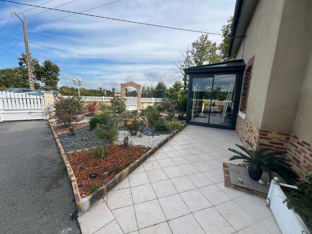 Maison à SAINT-MEEN-LE-GRAND