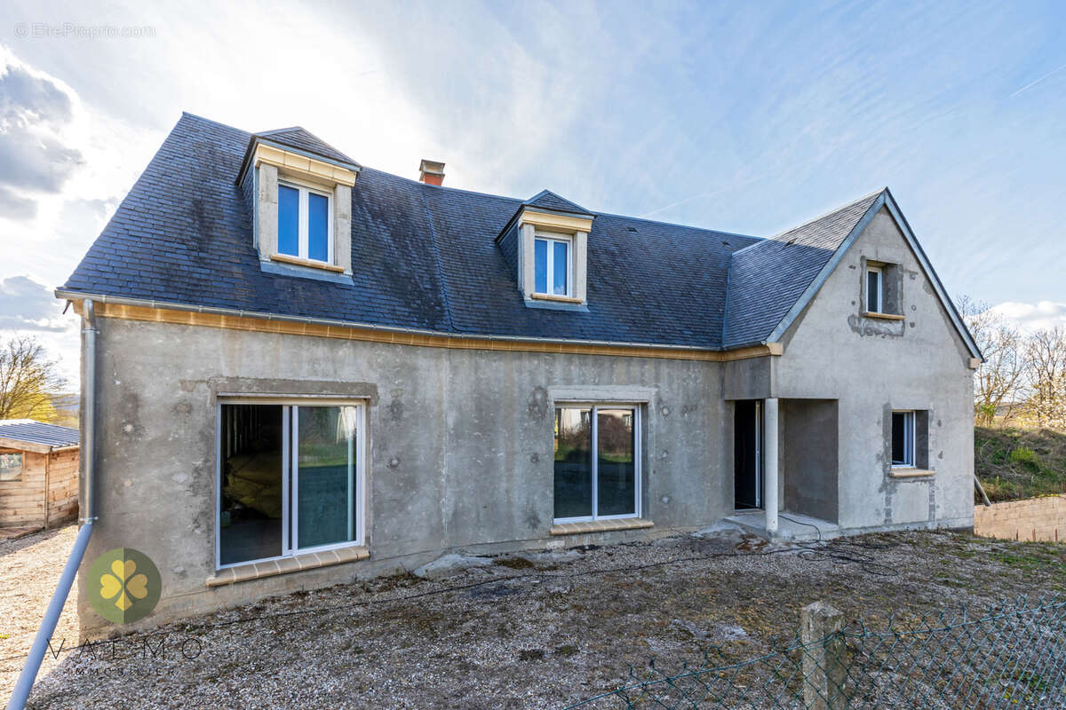 Maison à BUEIL