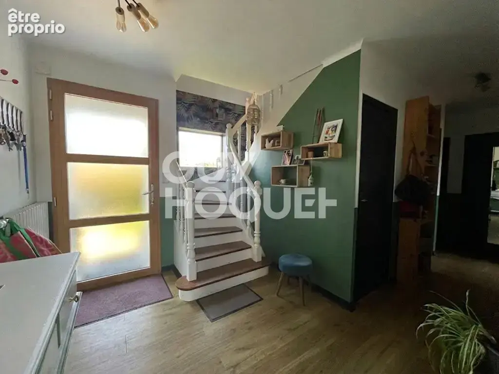 Maison 4 chambres dans le bourg - photo 2
