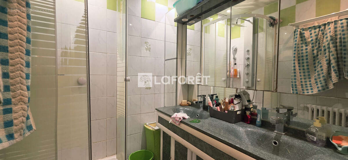 Appartement à SAINT-DENIS
