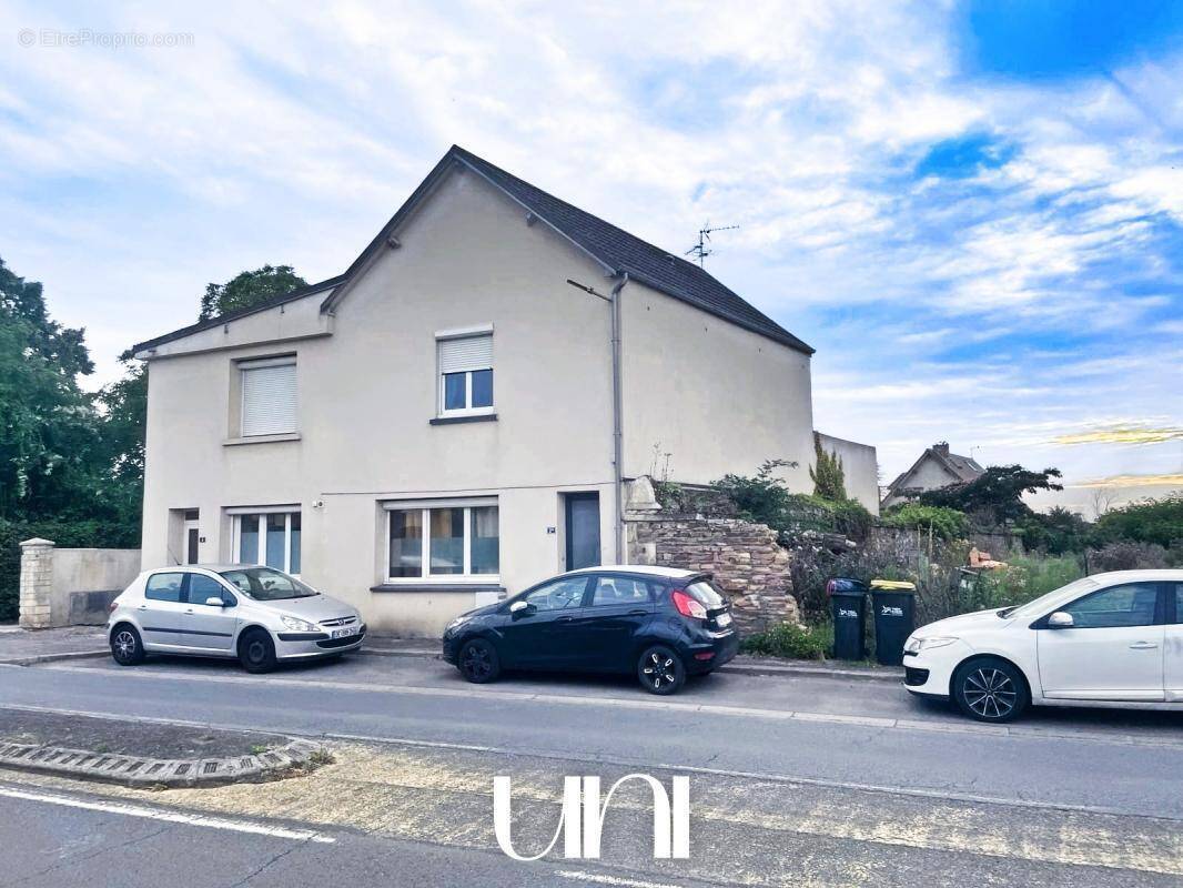 Maison à MAY-SUR-ORNE