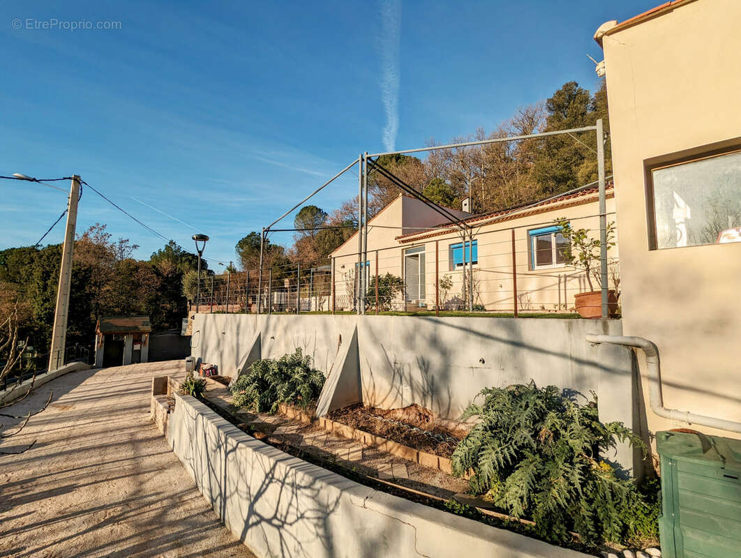 Maison à LAMALOU-LES-BAINS