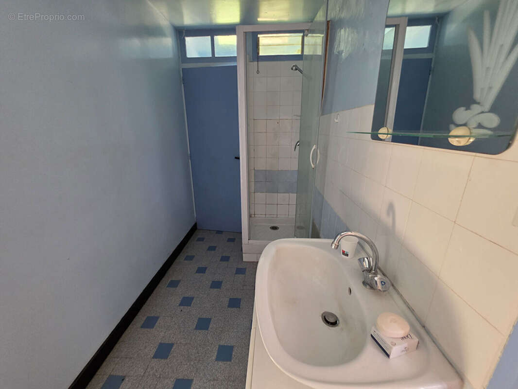 Maison à NEONS-SUR-CREUSE