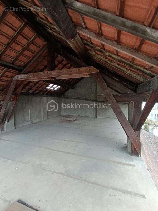 Appartement à RENAGE