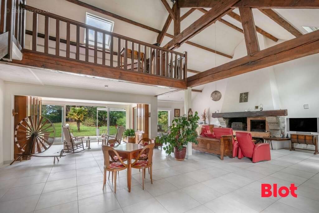 Maison 288 m² à Guerande  - photo 3