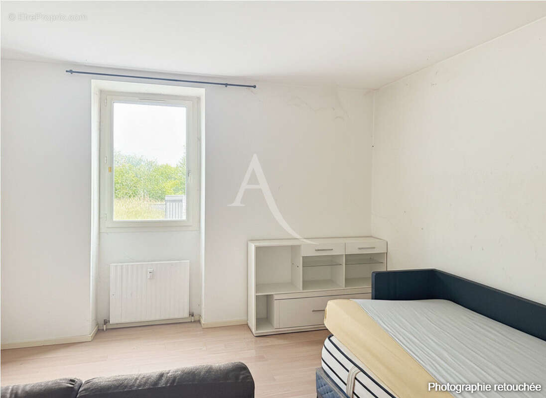 Appartement à LES PONTS-DE-CE