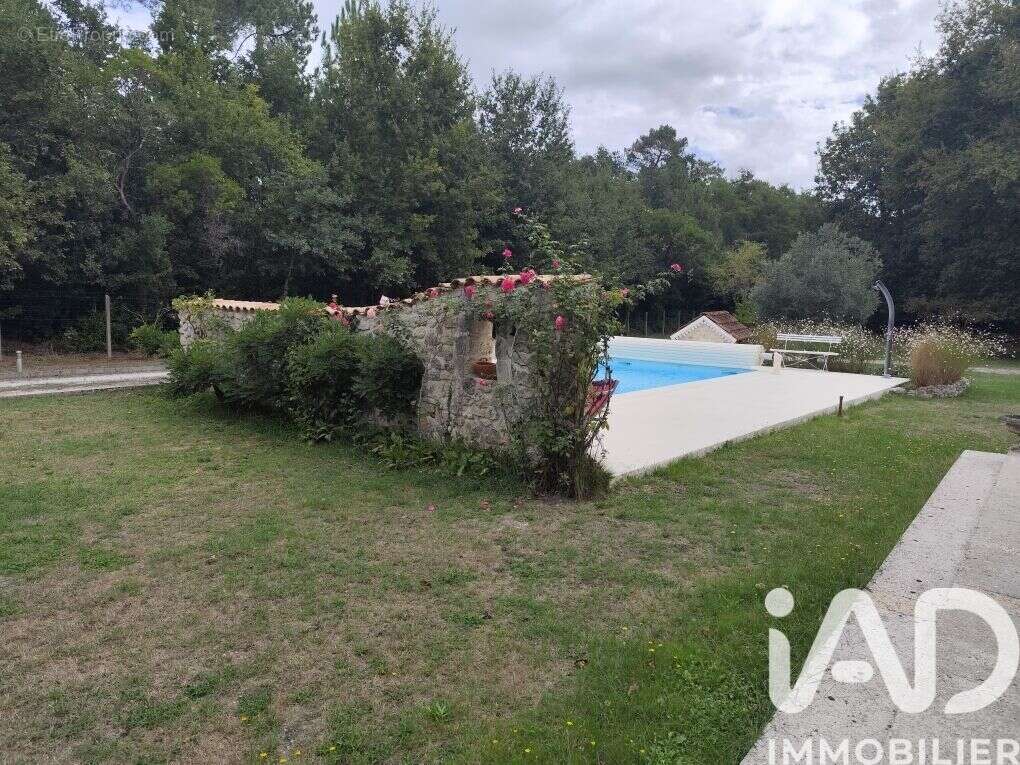 Photo 6 - Maison à SAINT-SAUVEUR