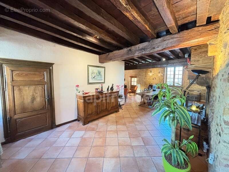Maison à CUISERY