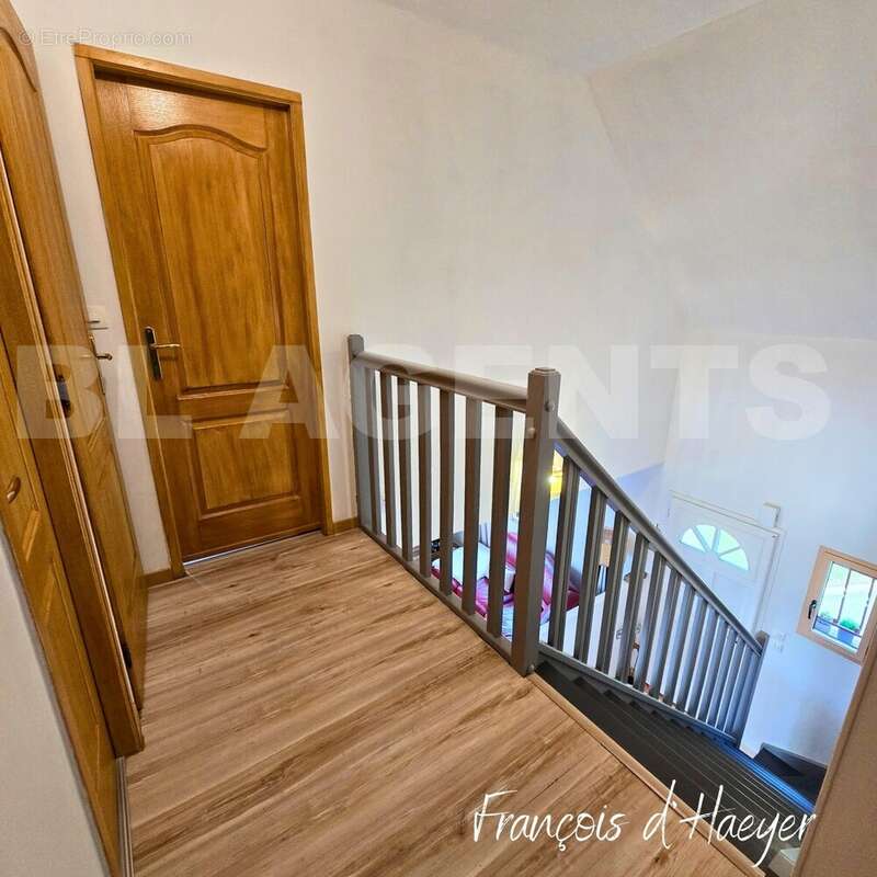 Copie de Sous OOFRE St Nico (600 x 600 px) (1500 x 1000 px) (1500 x 1125 px_20251016_132338_0000 - Maison à LONGUEVILLE-SUR-SCIE