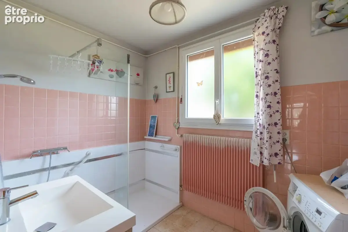 Saint Lupien - Maison type V avec garage et dépendance - photo 7