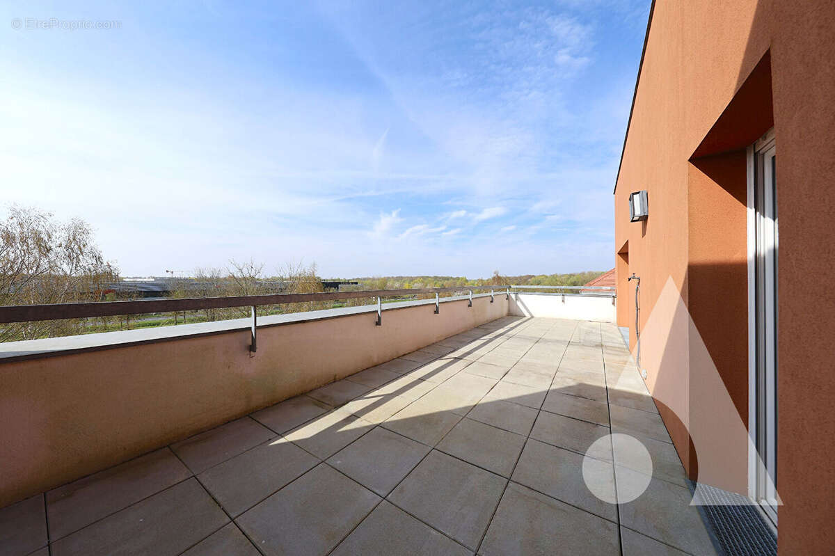 Appartement à MOISSY-CRAMAYEL