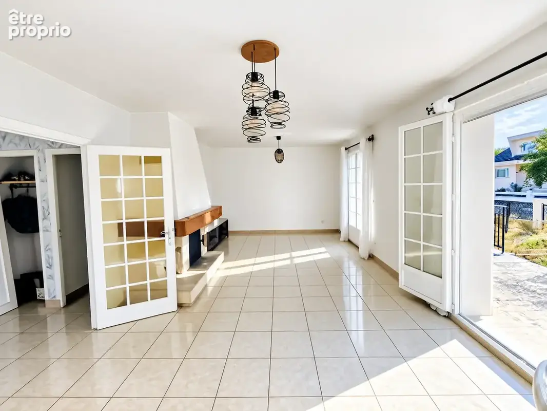 Maison 181 m2 habitable de plain pied à Sarry ! - photo 4