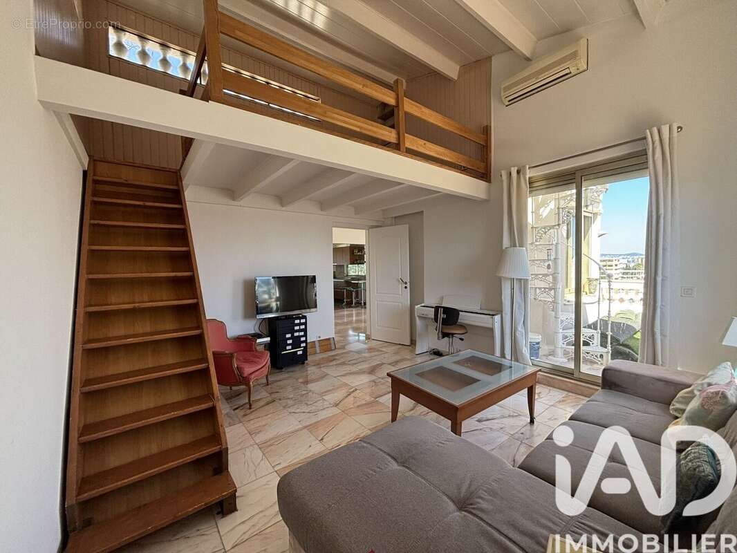 Photo 4 - Appartement à SAINT-LAURENT-DU-VAR
