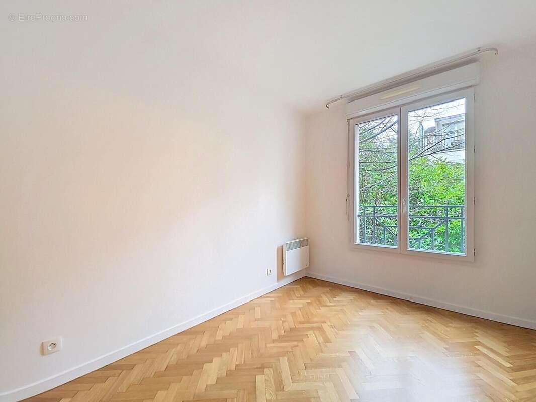 Photo 6 - Appartement à LES LILAS