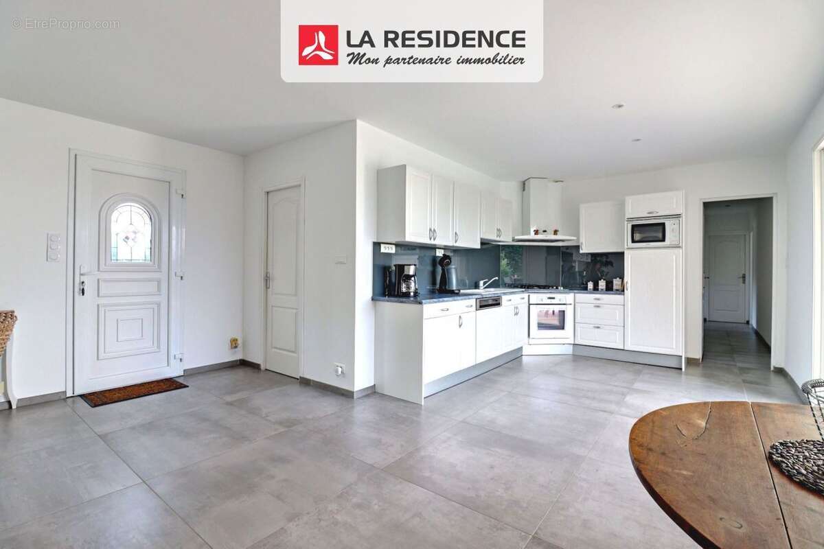 Maison à CHOUZY-SUR-CISSE