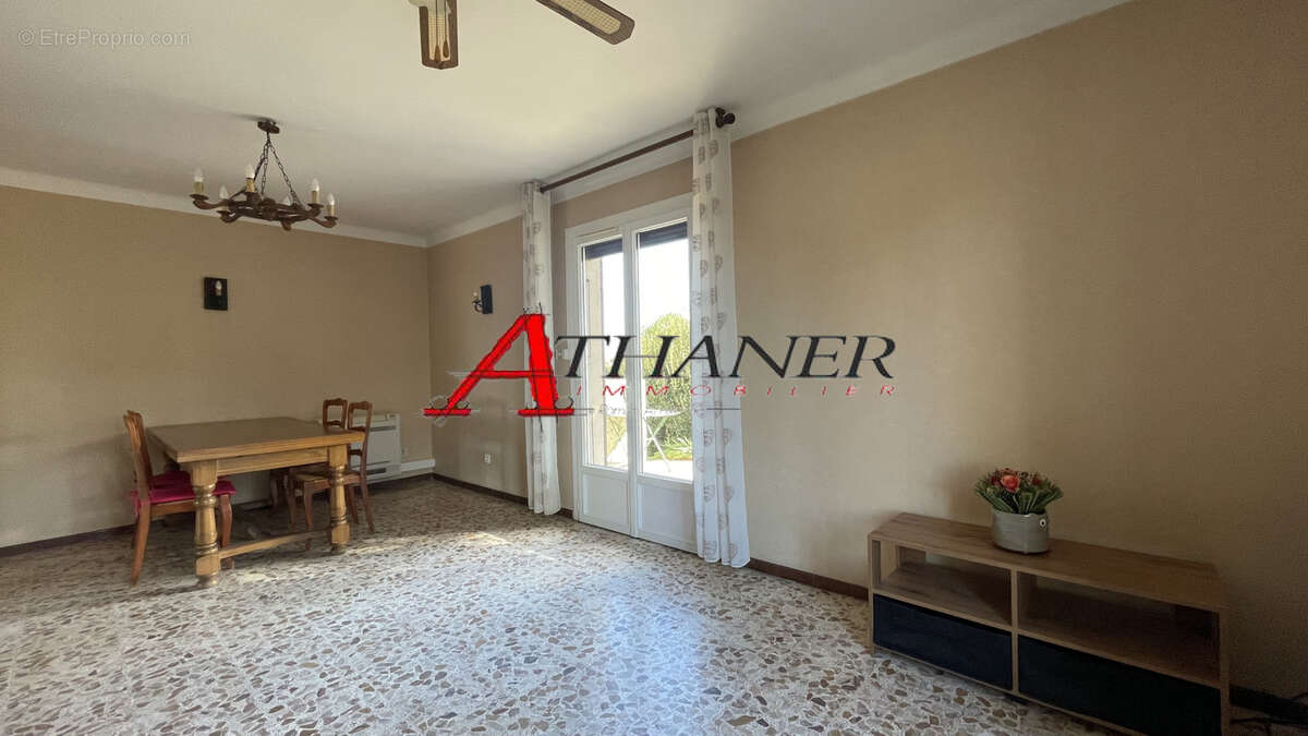 Villelongue Dels Monts - Villa 4 Faces 102 m2 carrez (160m2 utile) sur 3106m2 - photo 10