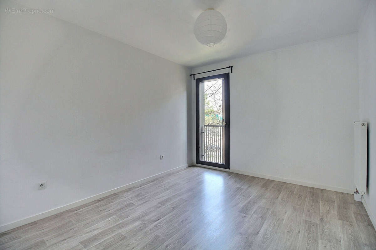 Appartement à COLOMBES