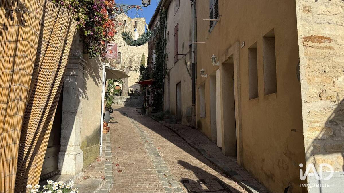 Photo 1 - Commerce à BANDOL