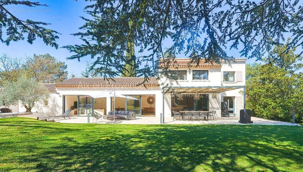 Maison à AIX-EN-PROVENCE